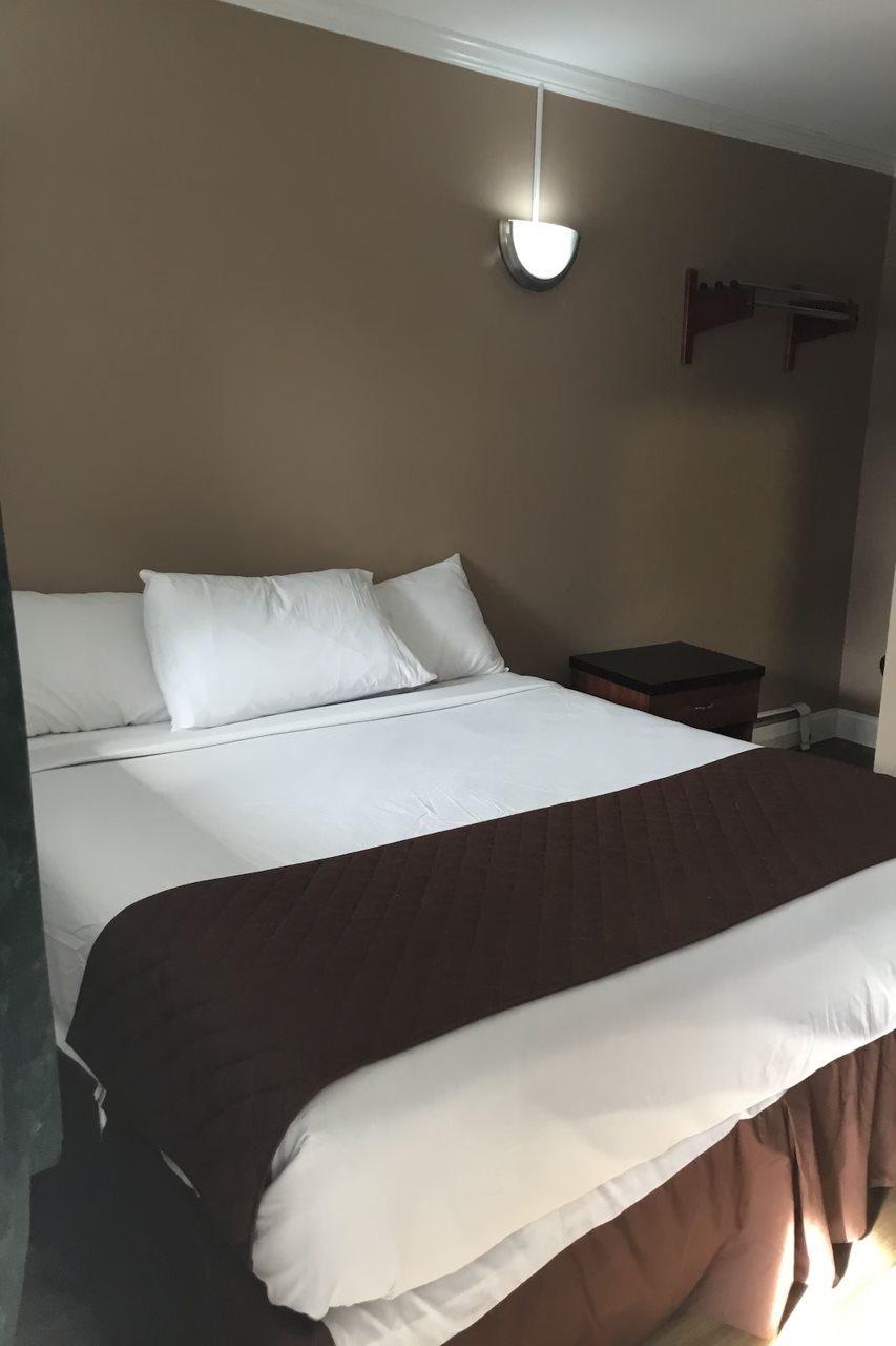 Americas Best Value Inn Avenel Woodbridge Dış mekan fotoğraf