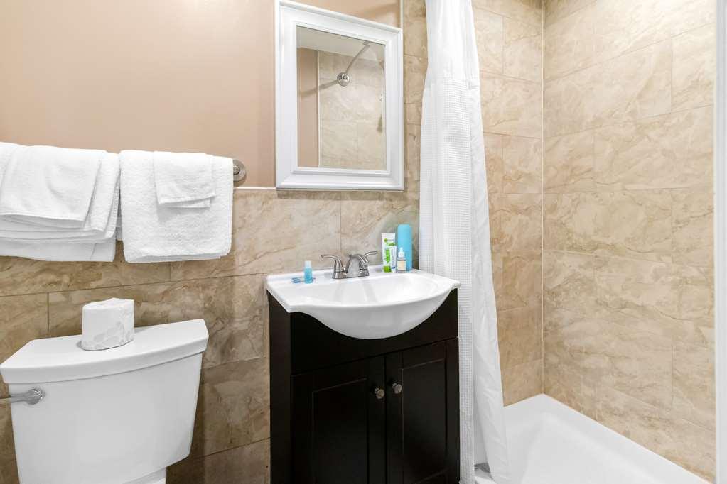 Americas Best Value Inn Avenel Woodbridge Oda fotoğraf