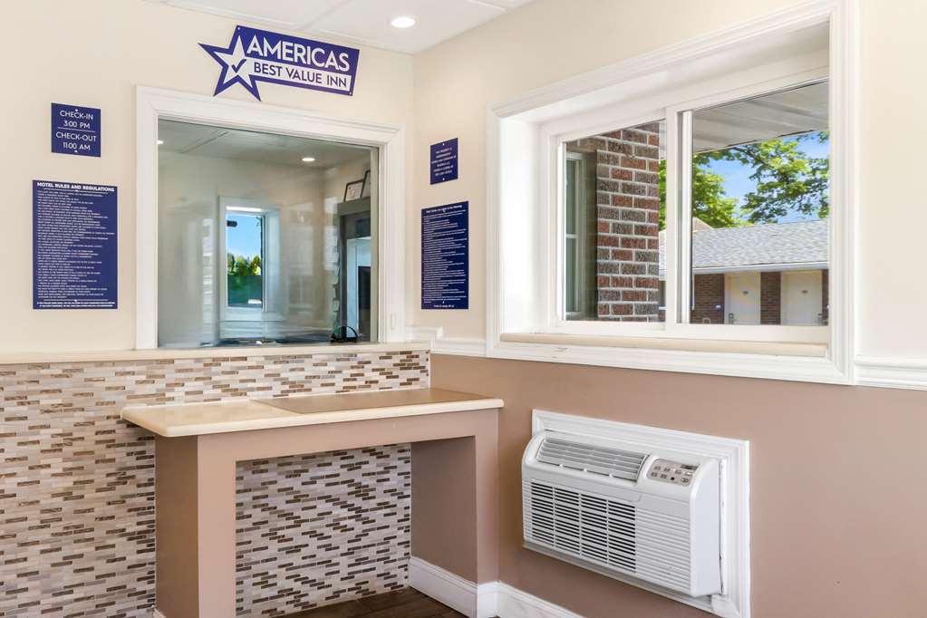 Americas Best Value Inn Avenel Woodbridge İç mekan fotoğraf