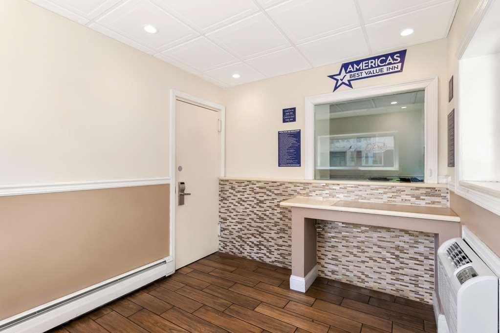 Americas Best Value Inn Avenel Woodbridge İç mekan fotoğraf
