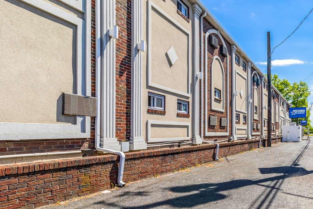 Americas Best Value Inn Avenel Woodbridge Dış mekan fotoğraf